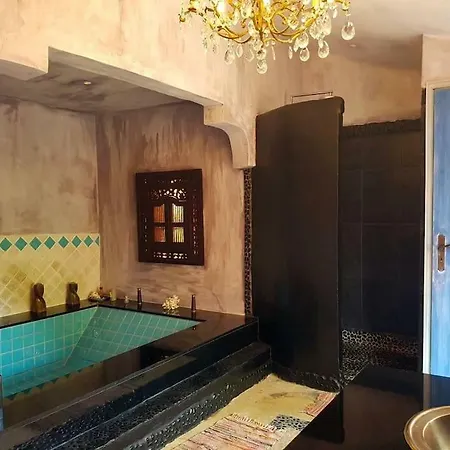 Maison Traditionelle De Caractere Plage A 700m