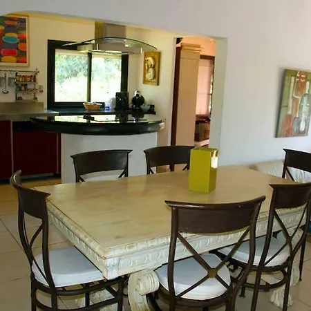 Maison Traditionelle De Caractere Plage A 700m *